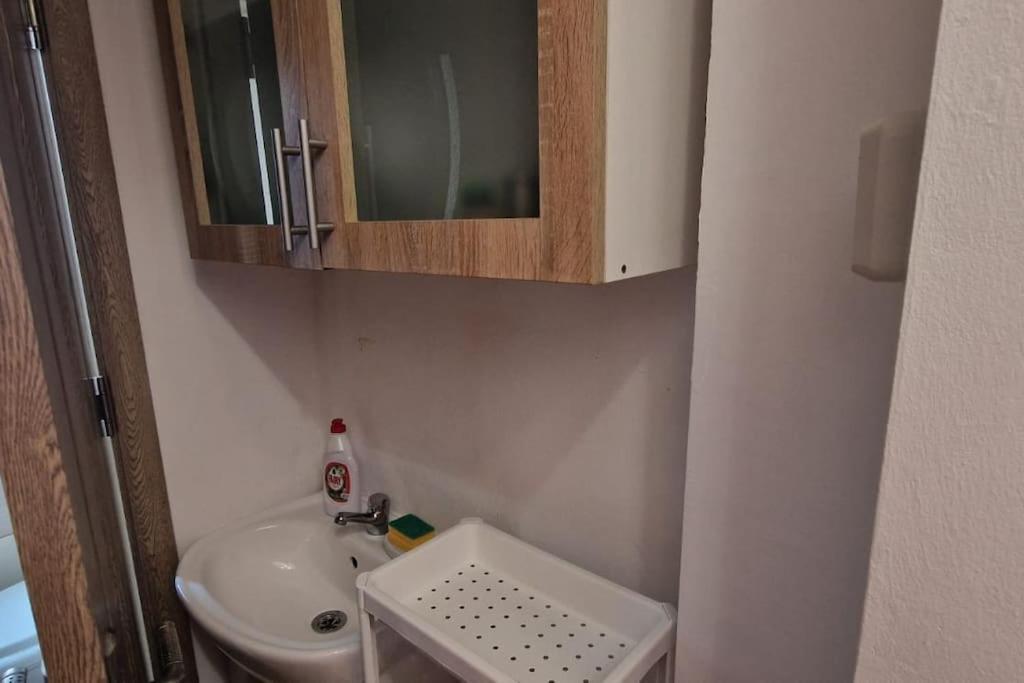 Little And Cozy Breakfast Included Appartement